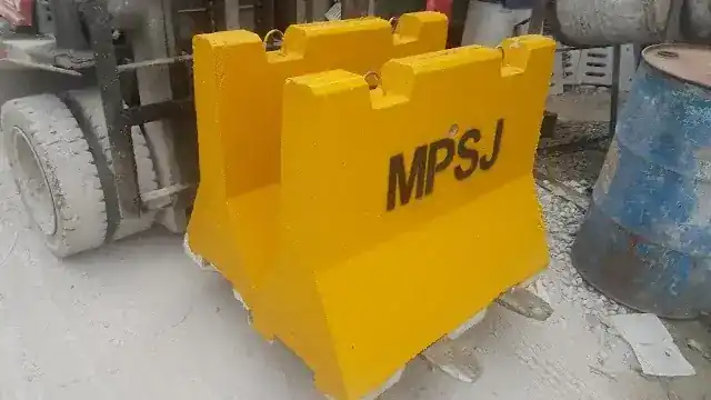 Precast concrete barrier rental Malaysia
