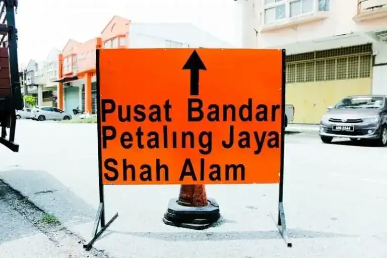 Highway Signboard rental Malaysia